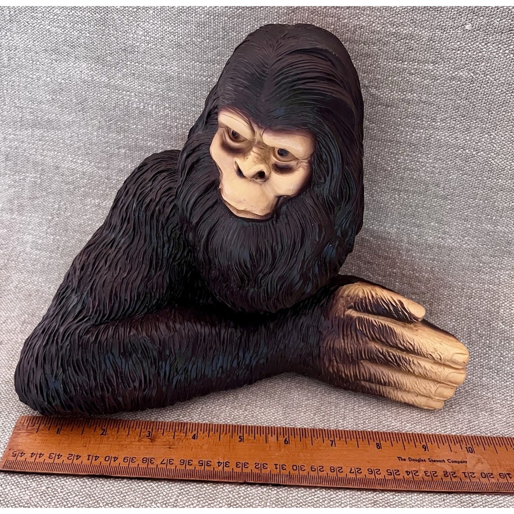 Bigfoot Sasquatch Bust Figurine Resin Statue Cryptid Yeti Cabin Lodge Decor 8.5" - Picture 4 of 6